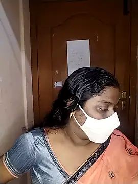 Snapshot of Megha_21 chatting on 09-18-25, 08:50 Megha 21 online show from 09-18-25, 08:50