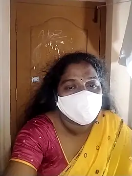 Snapshot of Megha_21 chatting on 11-01-25, 06:24 Megha 21 online show from 11-01-25, 06:24