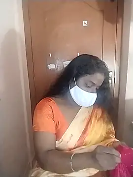 Snapshot of Megha_21 chatting on 09-09-25, 05:22 Megha 21 online show from 09-09-25, 05:22