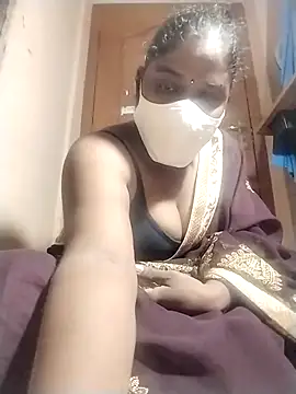 Snapshot of Megha_21 chatting on 10-12-25, 06:20 Megha 21 online show from 10-12-25, 06:20