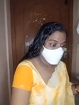 Snapshot of Megha_21 chatting on 10-29-25, 08:08 Megha 21 online show from 10-29-25, 08:08