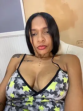 Luna025 online show from 11-02-25, 05:45