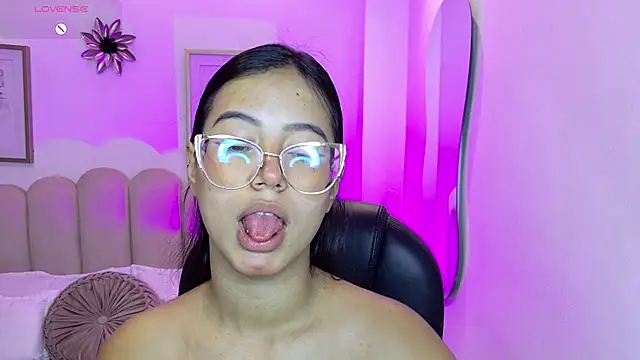 raven stonee online show from 03-26-26, 11:24