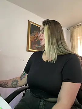 CurvyLust x online show from 05-28-26, 03:40