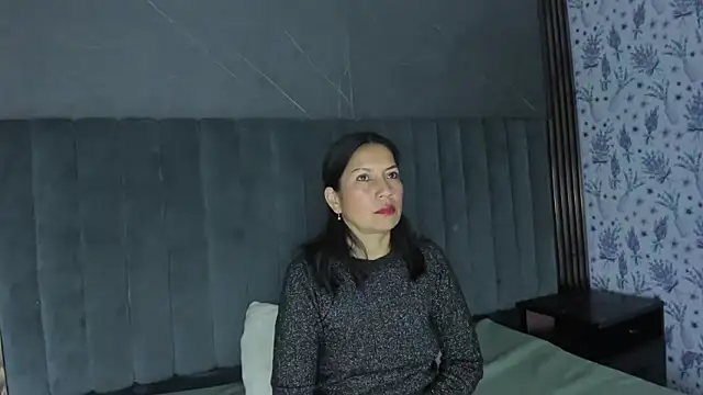 Megan Collinss  online show from 12-18-25, 11:58