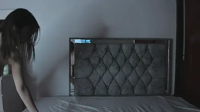 lovingdarcy  online show from 12-05-25, 11:09