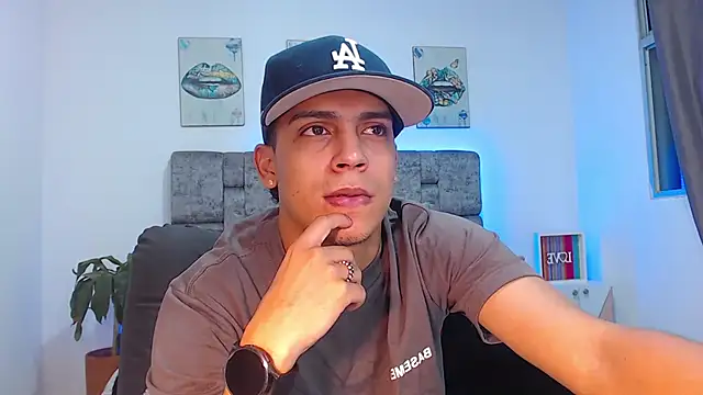 Snapshot of david_santos16 chatting on 09-18-25, 01:08 david santos16 online show from 09-18-25, 01:08