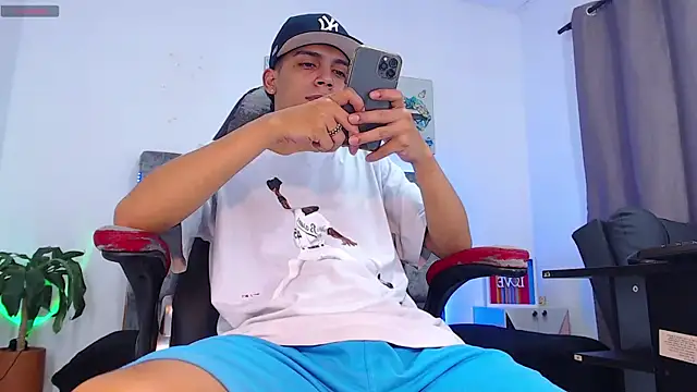 david santos16 online show from 11-09-25, 04:49