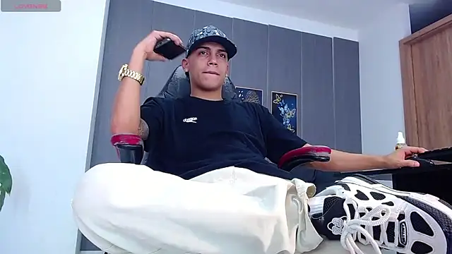 david santos16 online show from 12-02-25, 08:54