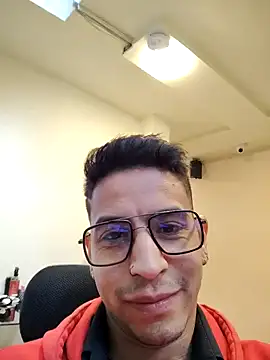 Juann-cock online show from 10-04-25, 05:25