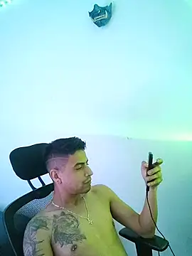 Juann-cock online show from 03-11-26, 02:05