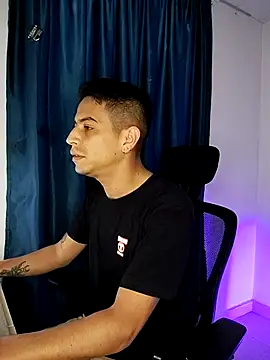 Juann-cock online show from 12-20-25, 10:12