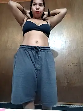 Snapshot of CloeeHills_ chatting on 10-06-25, 12:45 CloeeHills online show from 10-06-25, 12:45