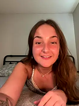 MadilynX777 online show from 10-10-25, 10:43