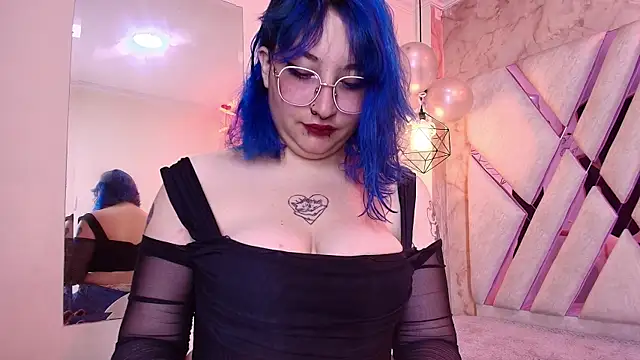 Lilith curvy online show from 10-15-25, 08:06