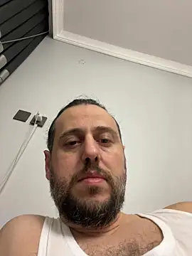 Snapshot of paleron34 chatting on 04-01-26, 08:06 paleron34 online show from 04-01-26, 08:06