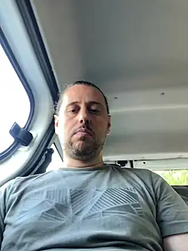 Snapshot of paleron34 chatting on 07-21-26, 02:51 paleron34 online show from 07-21-26, 02:51