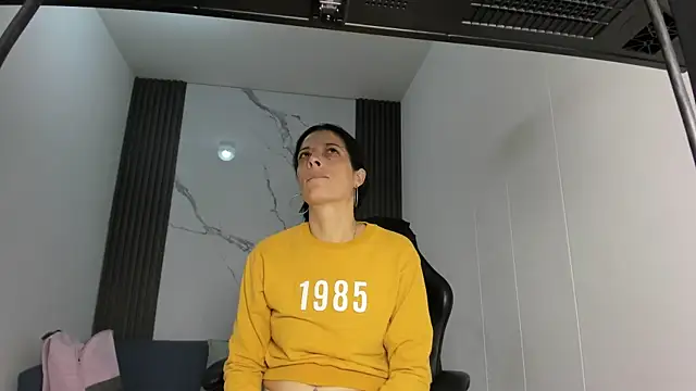ShaunaDream online show from 09-26-25, 02:51