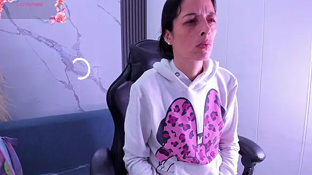 ShaunaDream online show from 01-11-26, 03:57