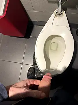 Snapshot of 66Retro99 chatting on 01-09-26, 01:12 66Retro99 online show from 01-09-26, 01:12