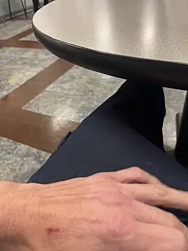 Snapshot of 66Retro99 chatting on 09-11-25, 02:11 66Retro99 online show from 09-11-25, 02:11