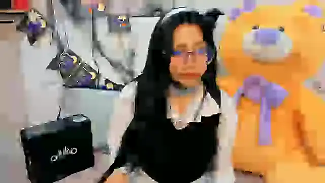 VioletxBloom online show from 10-29-25, 09:36