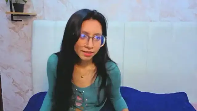 VioletxBloom online show from 11-12-25, 07:51