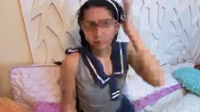 VioletxBloom online show from 04-17-26, 01:03