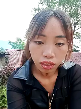 Snapshot of sulove_xx chatting on 09-18-25, 12:02 sulove xx online show from 09-18-25, 12:02