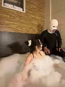 NENEandOJI online show from 03-29-26, 10:50