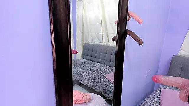 Anna Belluci online show from 10-11-25, 04:13