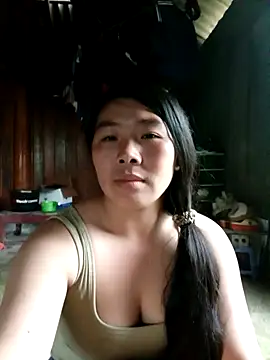 quynhkoolbae online show from 10-20-25, 01:51