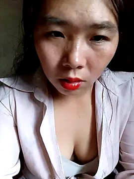 quynhkoolbae online show from 10-04-25, 01:07