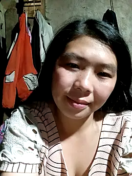 quynhkoolbae online show from 10-12-25, 01:45