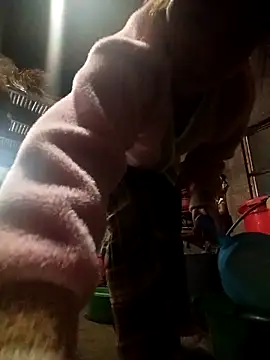 quynhkoolbae online show from 02-18-26, 02:13