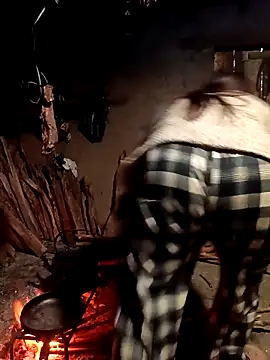 quynhkoolbae online show from 02-10-26, 11:48