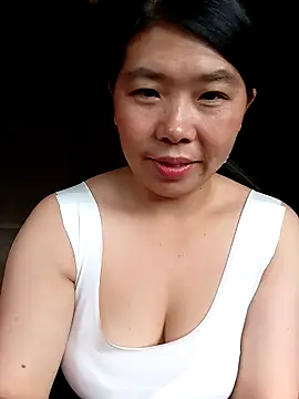 quynhkoolbae online show from 10-11-25, 01:28