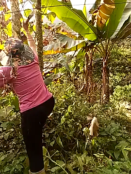 quynhkoolbae online show from 12-20-25, 01:30