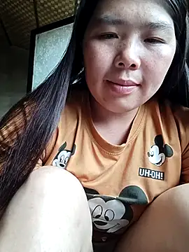 quynhkoolbae online show from 04-18-26, 07:00