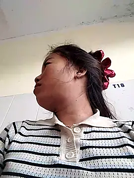 Annaacutee online show from 10-19-25, 01:19