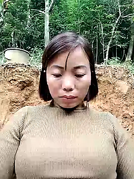 Annaacutee online show from 11-15-25, 08:07