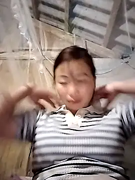 Annaacutee online show from 12-19-25, 12:07