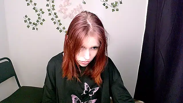 Snapshot of GuessMe___ chatting on 06-11-26, 02:53 GuessMe online show from 06-11-26, 02:53