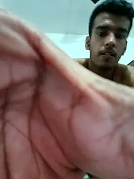 nivedthomas01 online show from 02-11-26, 01:38