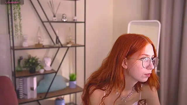 Venelopa online show from 10-04-25, 03:02