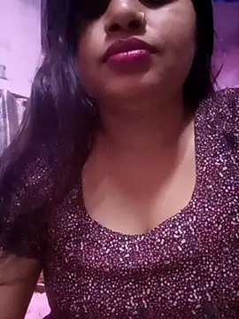 Snapshot of TINASONI chatting on 10-07-25, 03:13 TINASONI online show from 10-07-25, 03:13