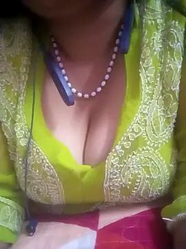 Snapshot of TINASONI chatting on 02-23-26, 01:51 TINASONI online show from 02-23-26, 01:51