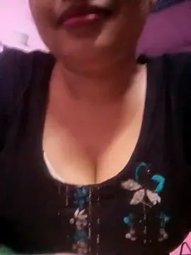 Snapshot of TINASONI chatting on 09-22-25, 01:06 TINASONI online show from 09-22-25, 01:06