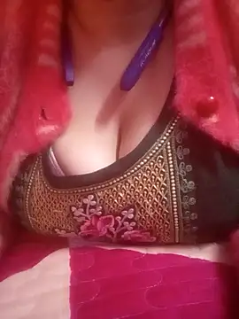 Snapshot of TINASONI chatting on 02-08-26, 04:37 TINASONI online show from 02-08-26, 04:37