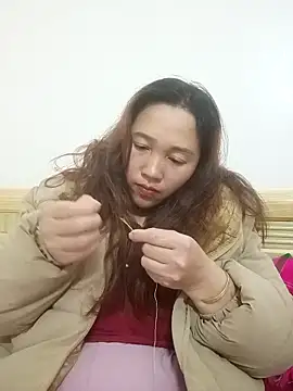 miumiu 00 online show from 02-05-26, 12:12